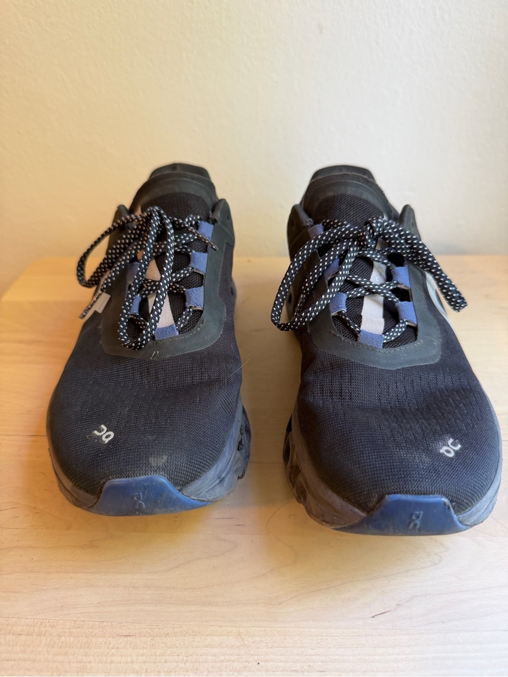 On Running Cloudmonster Running Shoes — Purple/Grey - Picture 2 of 7